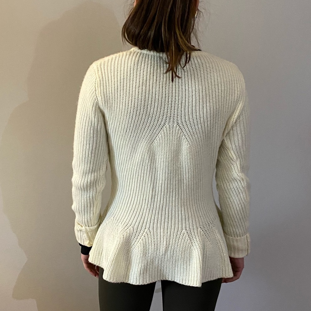 Cream pullover sweater - Picture 2 of 3